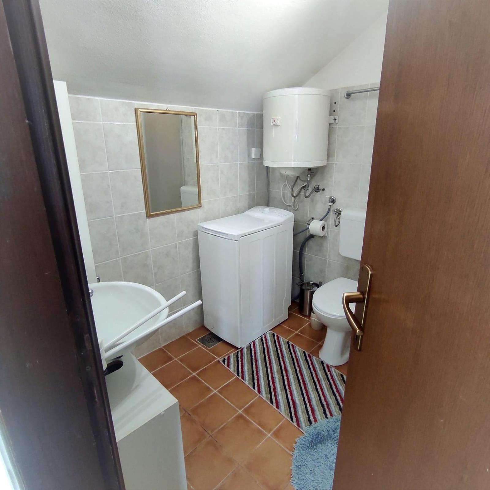 Miracle Apartment