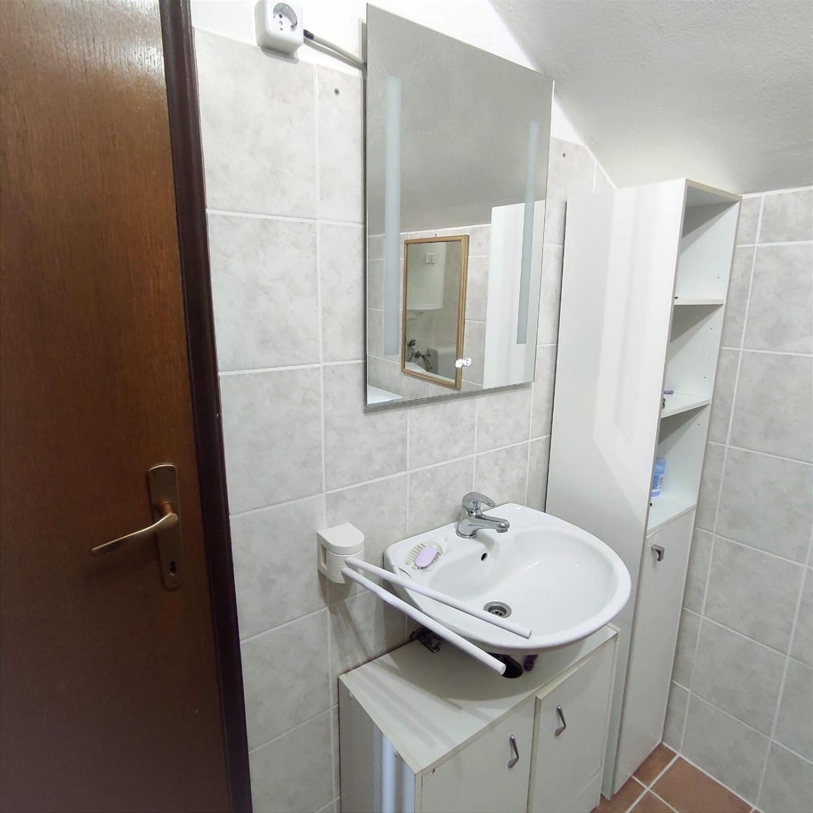 Miracle Apartment *